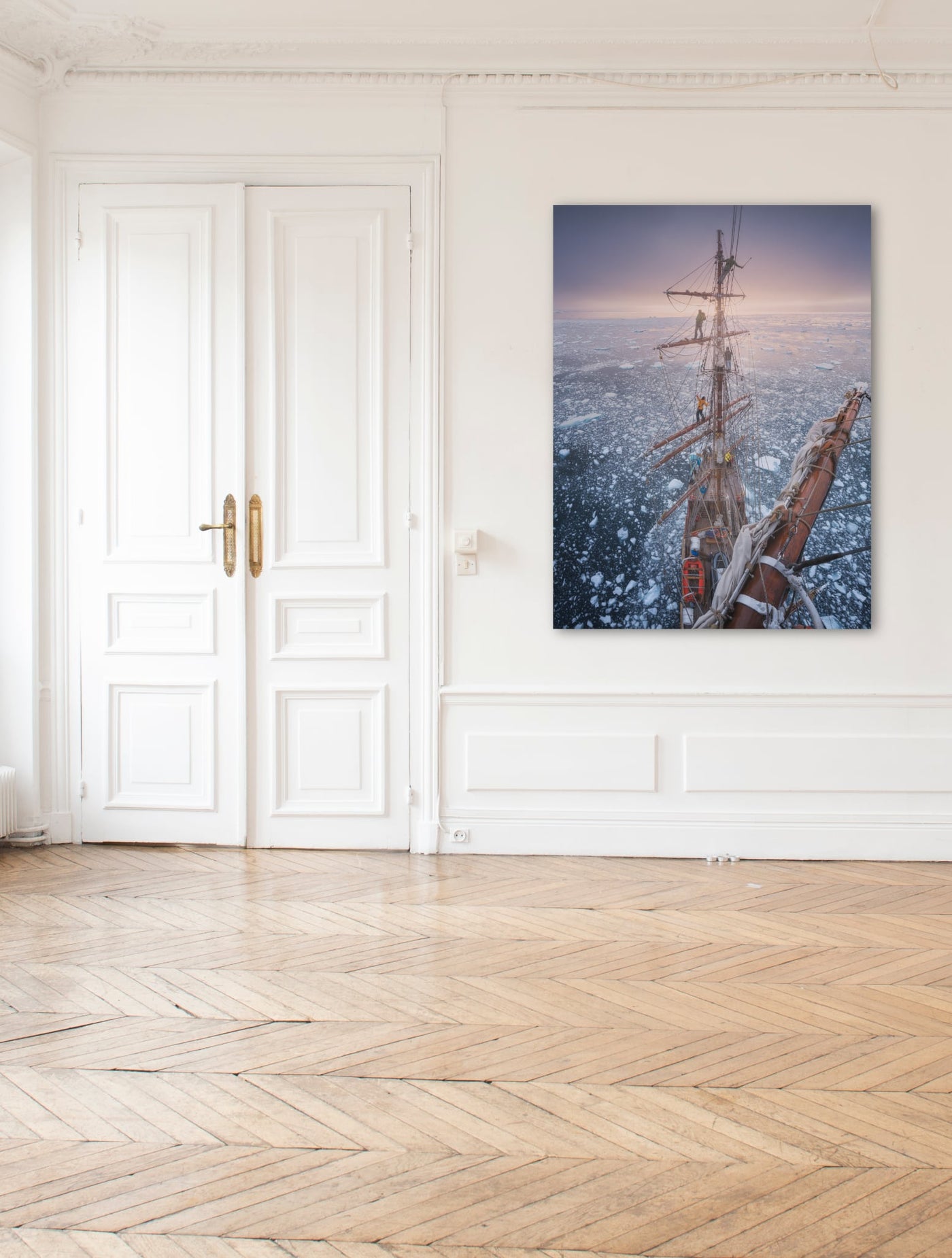 Tableau photo d'un voilier en Arctique dans un appartement haut de gamme 