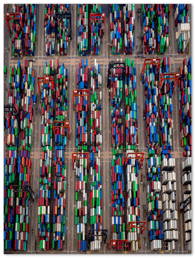Tableau photo d'art en plexiglas montrant plusieurs centaines de containers entreposés dans un port