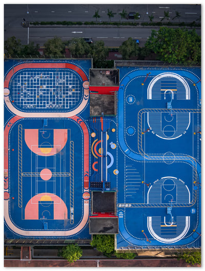 Tableau photo d'art en plexiglas montrant deux terrains de sport sur les toits de Shanghaï